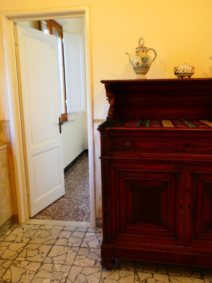 אמפולי Casa Storica E Confortevole מראה חיצוני תמונה