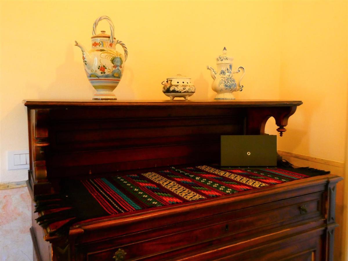 אמפולי Casa Storica E Confortevole מראה חיצוני תמונה